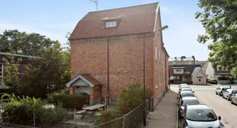 Åkermyntan 2