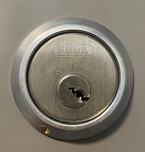 Lås ställt i serviceläge